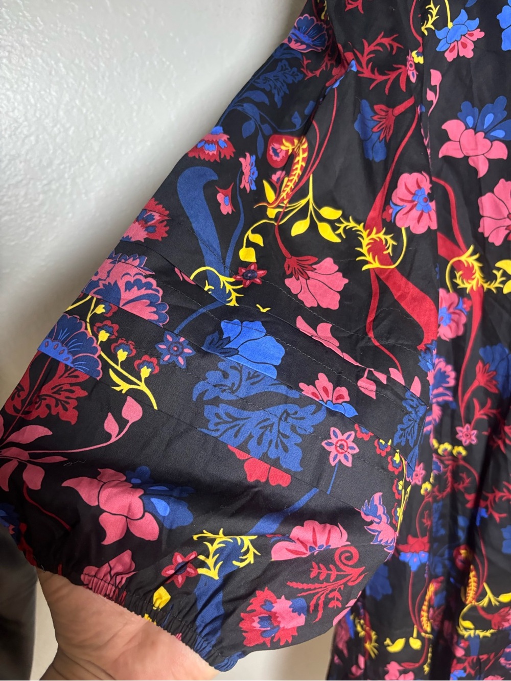 Sugar Lips Palmero Midnight Velma Ruffle
Shift Dress. NWOT - Picture 11 of 12